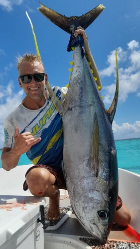 Pêche avec Moorea Sunrise Fishing Trips
